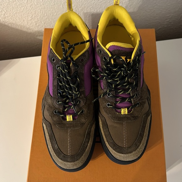 Louis Vuitton Mountain Shoe - Picture 4 of 4